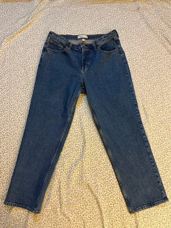Abercrombie Curve Love Mid Rise 90s Straight Jean Dark Blue, Size 31 Short - Picture 7 of 10